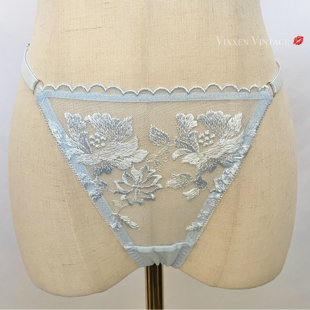 KAT THE LABEL FLORAL EMBROIDERED LACE 'ANNABELLE THONG' IN FROST - Picture 3 of 7